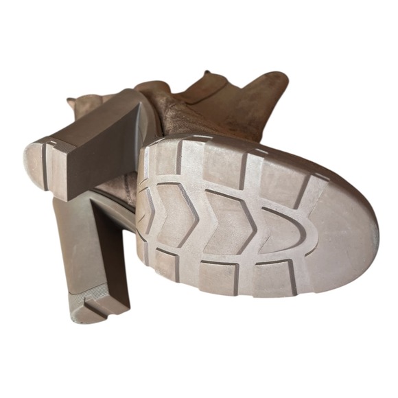 Nine West Women's Chelsea Heeled Dress Booties Natural Suede Block Round Toe 6.5 - Picture 12 of 15